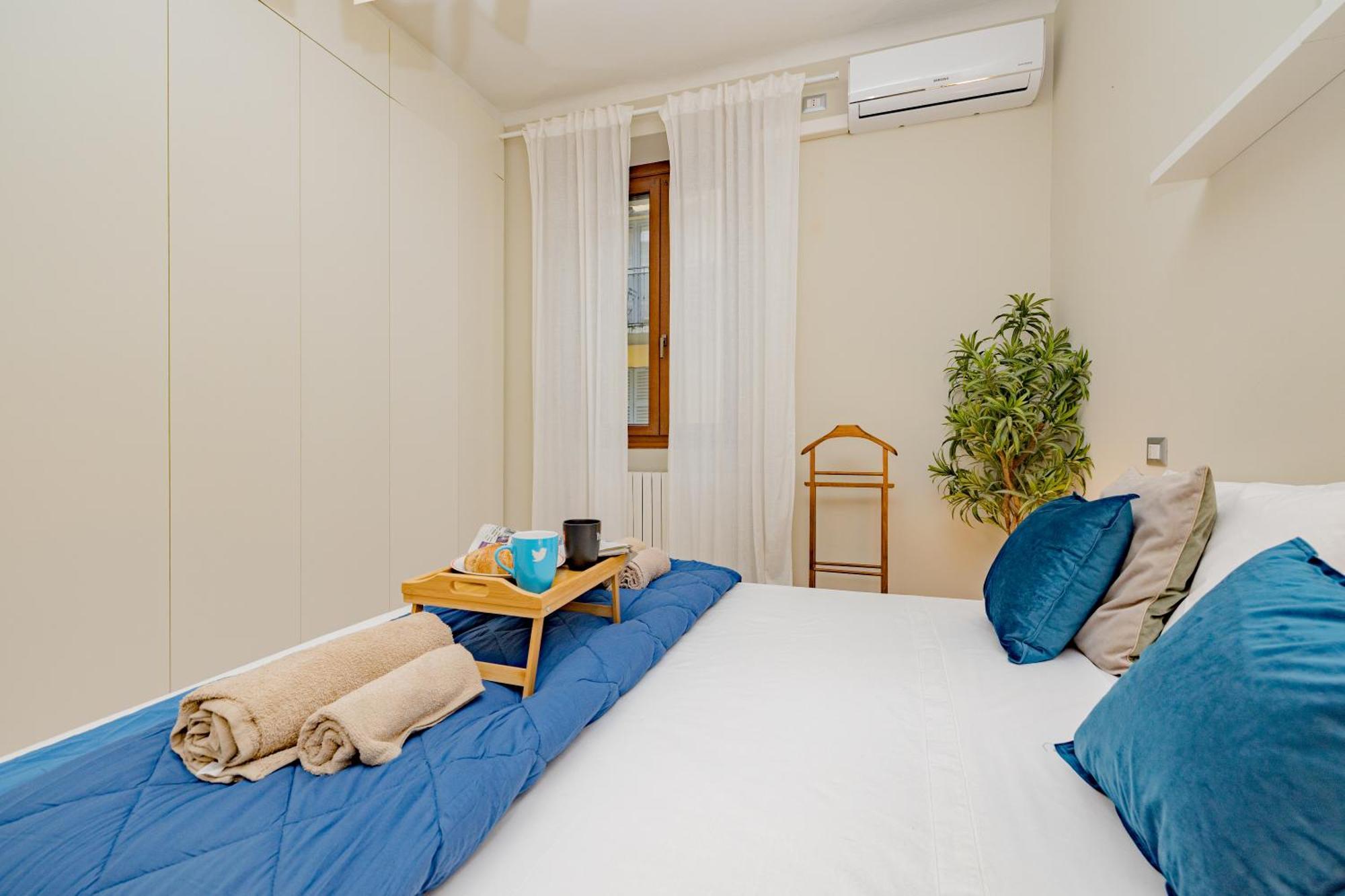 Vintage Gem - 8 Min Duomo Apartment Milan Bagian luar foto