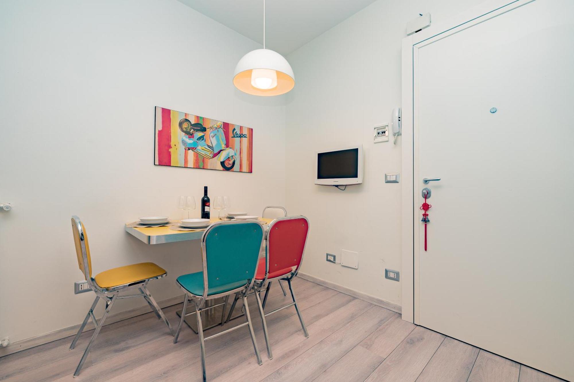 Vintage Gem - 8 Min Duomo Apartment Milan Bagian luar foto